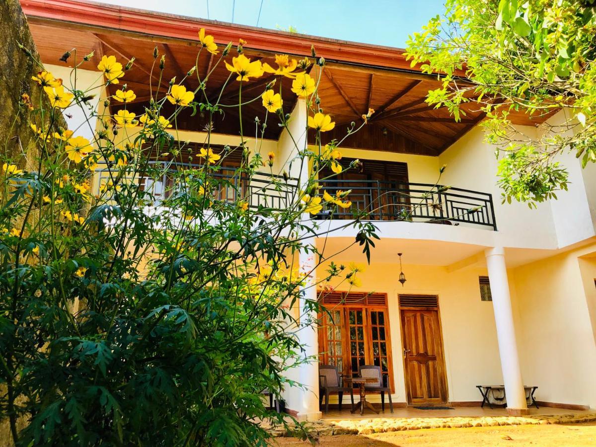 Hotel Mango Tree Nearest Adam'S Peak Nallathanniya Exterior foto