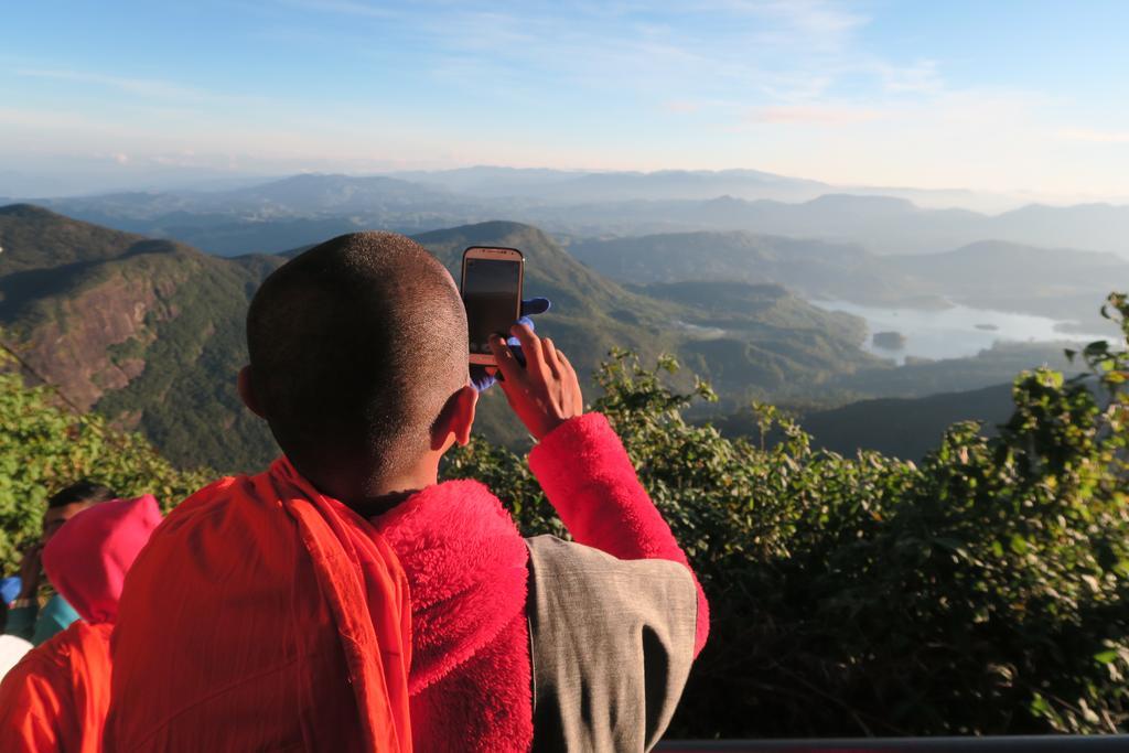 Hotel Mango Tree Nearest Adam'S Peak Nallathanniya Exterior foto